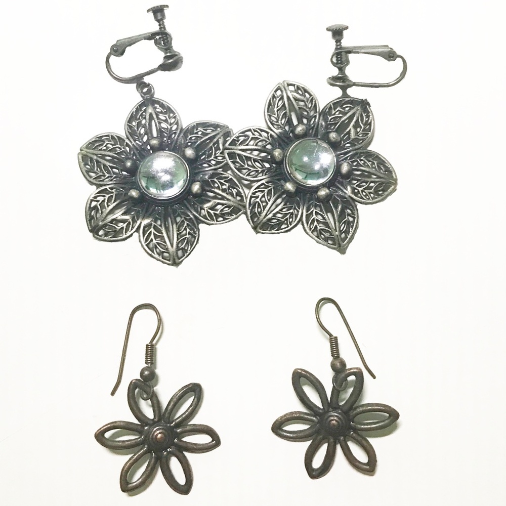 Vintage Floral Metal Earrings